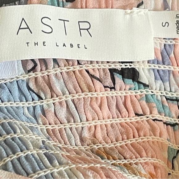 ASTR The Label BRANDY FLORAL CINCHED FRONT CUTOUT MAXI DRESS vacation beach sml - Picture 8 of 10